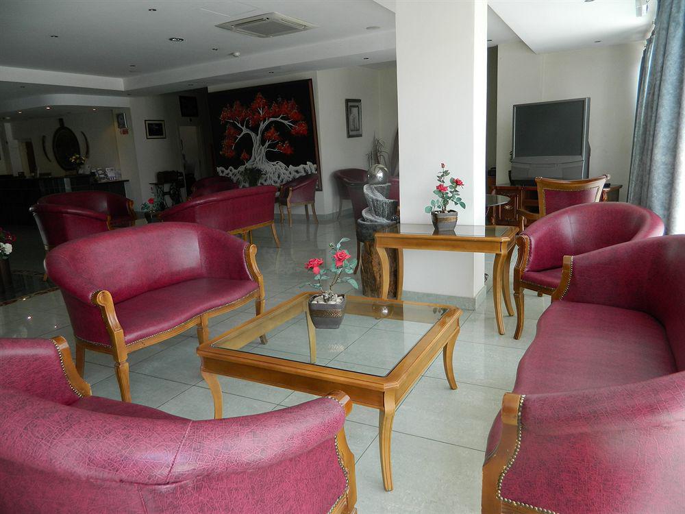 M. Moniatis Hotel Limassol Exterior foto